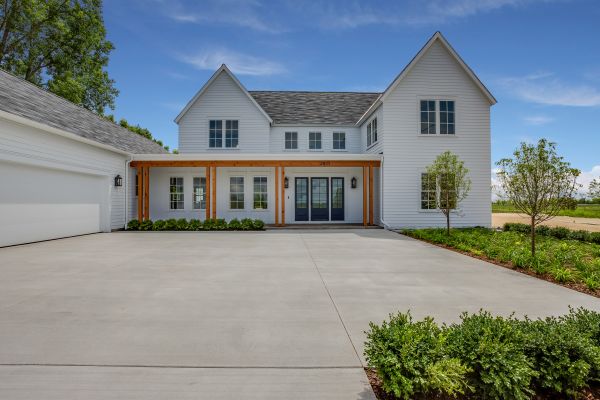 Concrete Driveway Service in Lakeville