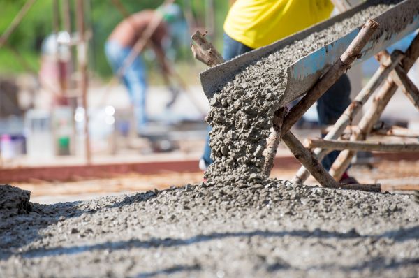 Backyard Concrete Pouring in Lakeville