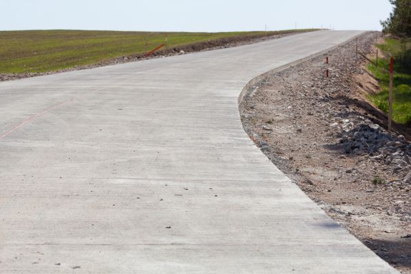 Driveway Cementing in Lakeville