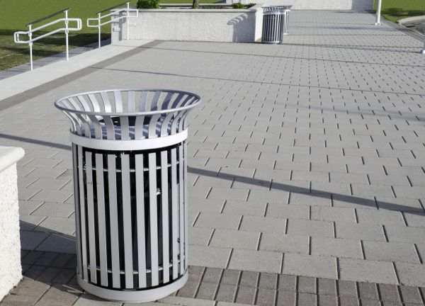 Cost of Courtyard Pavement Service in Lakeville